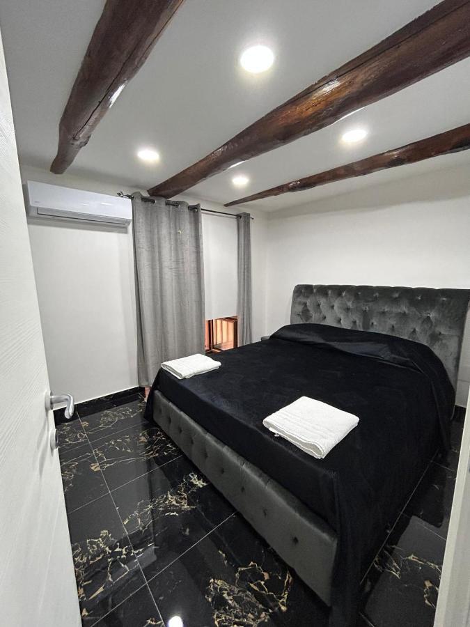 Giovanni Luxury Suites Naples Exterior photo