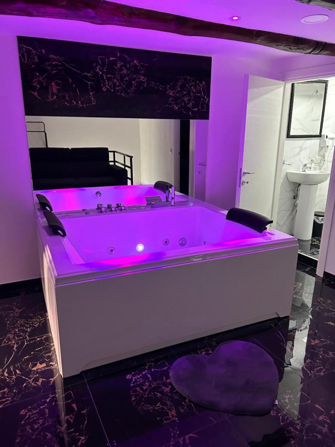 Giovanni Luxury Suites Naples Exterior photo